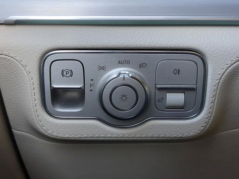 Used 2022 Mercedes-Benz GLE 350 image 12