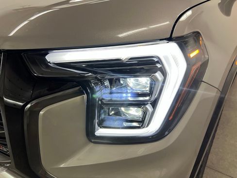 New 2027 GMC Terrain AT4 w/ LPO, Floor Liner Package AWD/4WD image 10