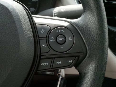 Certified 2025 Toyota Corolla LE FWD image 25