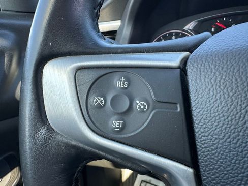 Used 2018 GMC Acadia SLT AWD/4WD image 29