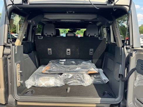 New 2025 Ford Bronco Outer Banks w/ Sasquatch Package image 42