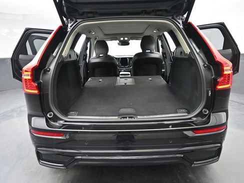 Used 2025 Volvo XC60 B5 Plus w/ Climate Package AWD/4WD image 20