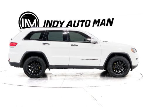 Used 2017 Jeep Grand Cherokee Limited image 3