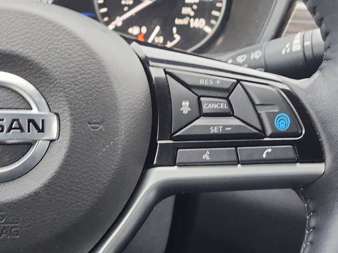 Used 2021 Nissan Altima 2.5 Platinum image 16