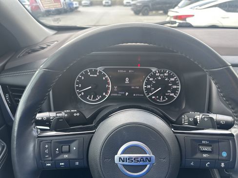 Used 2021 Nissan Rogue SL FWD image 39