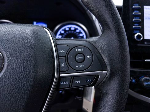 Used 2023 Toyota Camry LE image 29