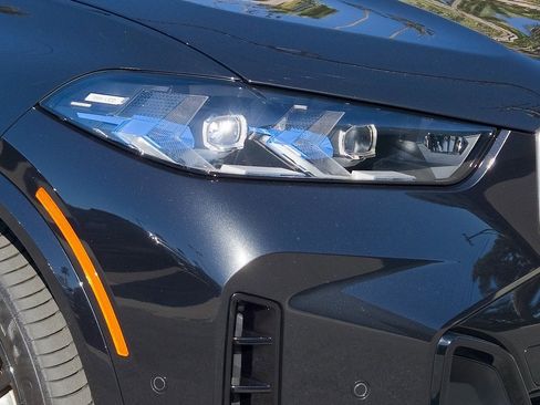 Used 2024 BMW X5 sDrive40i w/ M Sport Package image 7