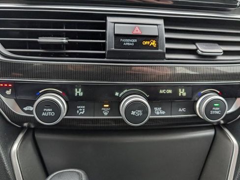 Used 2022 Honda Accord Sport Special Edition image 15