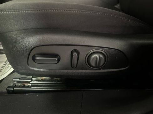 Used 2023 Chevrolet Malibu LT FWD image 14