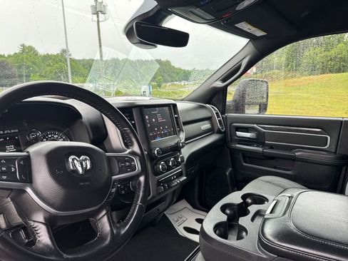 Used 2024 RAM 2500 Big Horn w/ Bed Utility Group AWD/4WD image 18