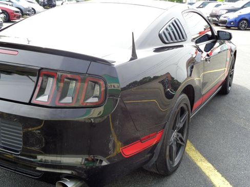 Used 2014 Ford Mustang GT image 8