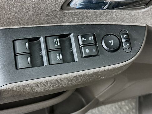 Used 2014 Honda Odyssey Touring image 15