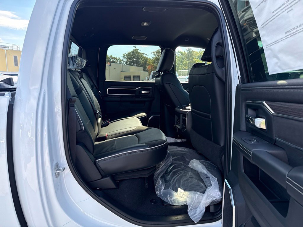 New 2027 RAM 2500 Laramie AWD/4WD image 24