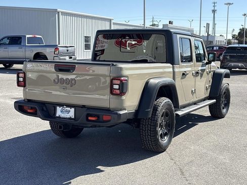 Used 2020 Jeep Gladiator Mojave w/ Dual Top Group image 5