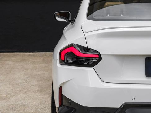 Used 2022 BMW 230i Coupe w/ M Sport Package RWD image 43