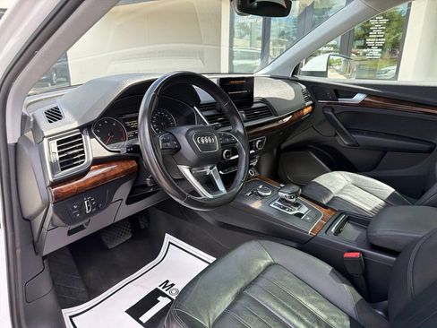 Used 2018 Audi Q5 2.0T Premium w/ Convenience Package AWD/4WD image 30