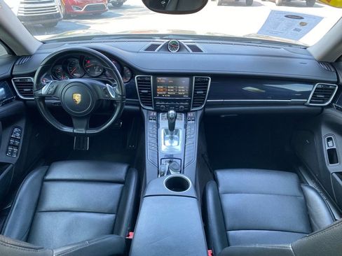 Used 2016 Porsche Panamera image 15