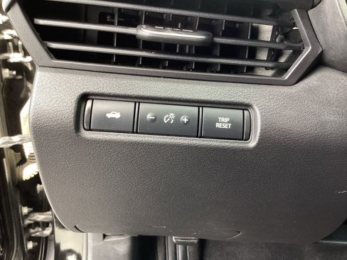 Used 2023 Nissan Altima 2.5 SR FWD image 28