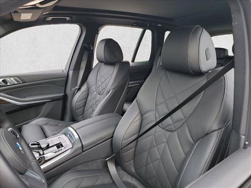 Used 2023 BMW X5 sDrive40i w/ M Sport Package image 10