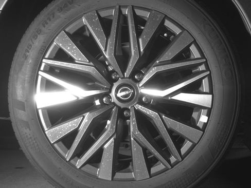 Used 2025 Nissan Altima 2.5 SV image 15