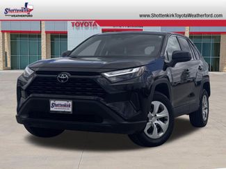 Used 2023 Toyota RAV4 LE video 1