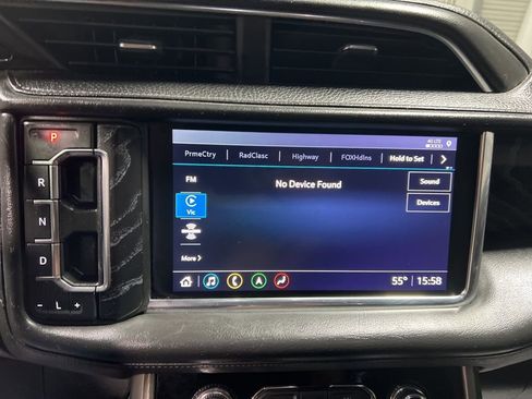 Used 2021 GMC Yukon Denali w/ Denali Premium Package image 25