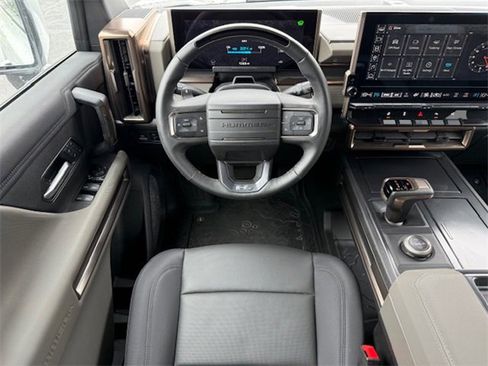 New 2025 GMC Hummer EV 3X w/ LPO, Cargo Utility Package image 28
