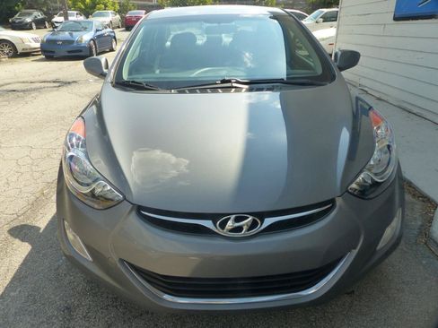 Used 2013 Hyundai Elantra GLS w/ Preferred Pkg FWD image 3