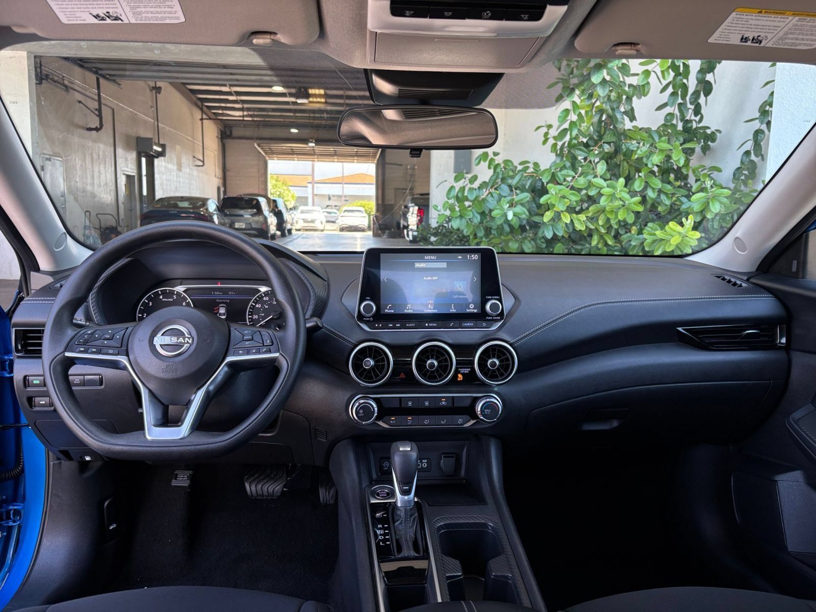 Used 2025 Nissan Sentra SV FWD image 31
