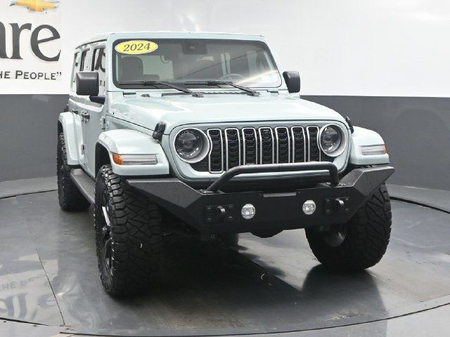 Used 2024 Jeep Wrangler Unlimited Sahara w/ Technology Group AWD/4WD image 56