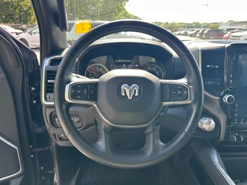 Used 2023 RAM 1500 Laramie AWD/4WD image 27