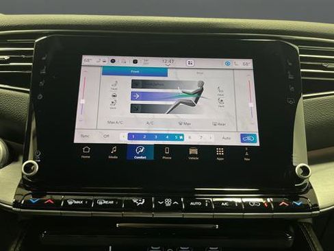 Used 2024 Jeep Wagoneer L Series II w/ Convenience Group I image 20