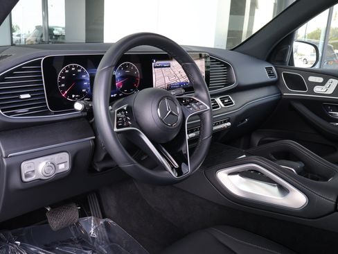 Used 2026 Mercedes-Benz GLE 350 4MATIC image 11