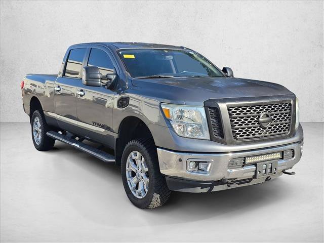 Used 2017 Nissan Titan SV AWD/4WD image 4