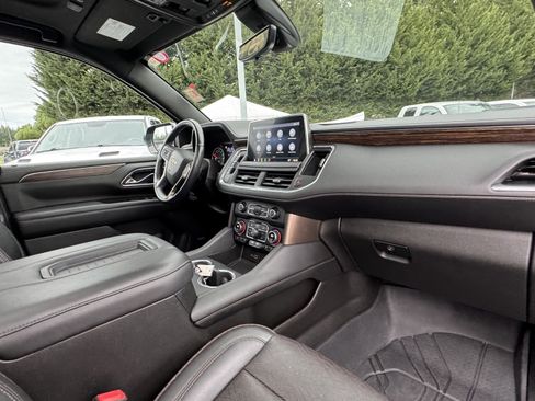 Used 2021 Chevrolet Tahoe High Country w/ Premium Package image 7