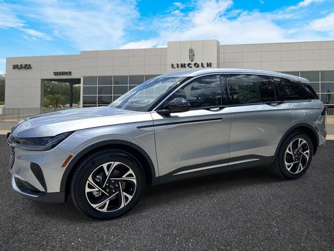 New 2026 Lincoln Nautilus Premier AWD/4WD image 7