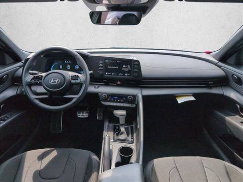New 2026 Hyundai Elantra Sport FWD image 18