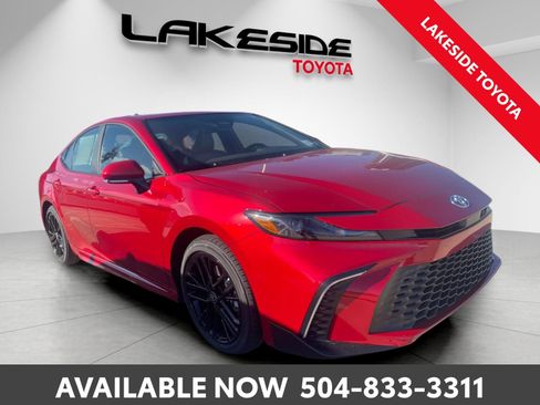 New 2026 Toyota Camry SE image 8