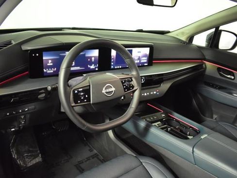 Certified 2025 Nissan Murano Platinum AWD/4WD image 13
