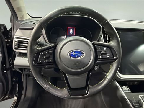 Used 2025 Subaru Outback Onyx Edition AWD/4WD image 17