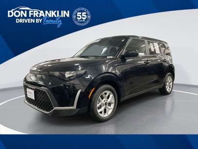 Used 2023 Kia Soul LX w/ LX Technology Package