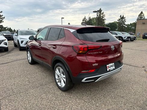 Used 2023 Buick Encore GX Preferred w/ Cold Weather Comfort Package FWD image 7