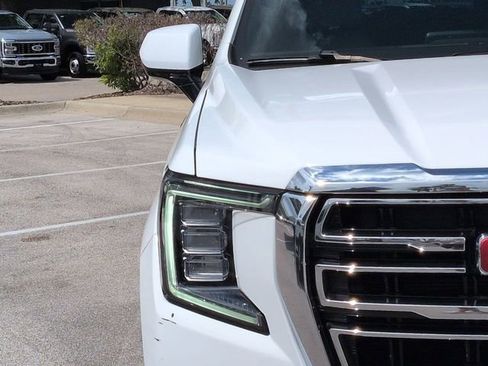 Used 2023 GMC Yukon SLT image 10