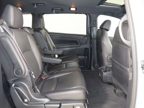 Used 2023 Honda Odyssey Sport image 13