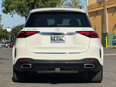 New 2026 Mercedes-Benz GLE 450 4MATIC image 4
