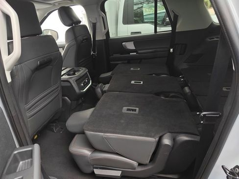 Used 2025 Ford Expedition Max Active RWD image 15