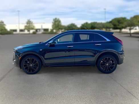 Used 2025 Cadillac XT4 Premium Luxury w/ LPO, ONYX Package AWD/4WD image 4