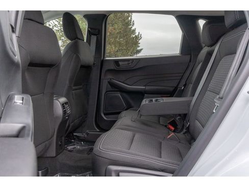 Used 2025 Ford Escape Active w/ Cold Weather Package AWD/4WD image 12
