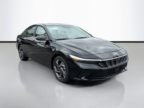 New 2026 Hyundai Elantra Limited image 1