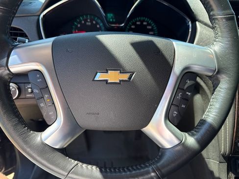 Used 2015 Chevrolet Traverse LTZ AWD/4WD image 10